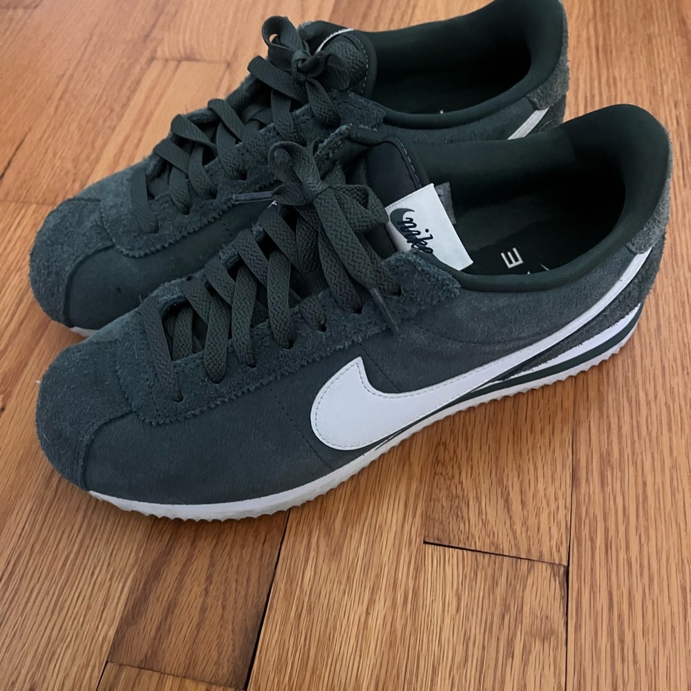 Nike Green and White Sneakers